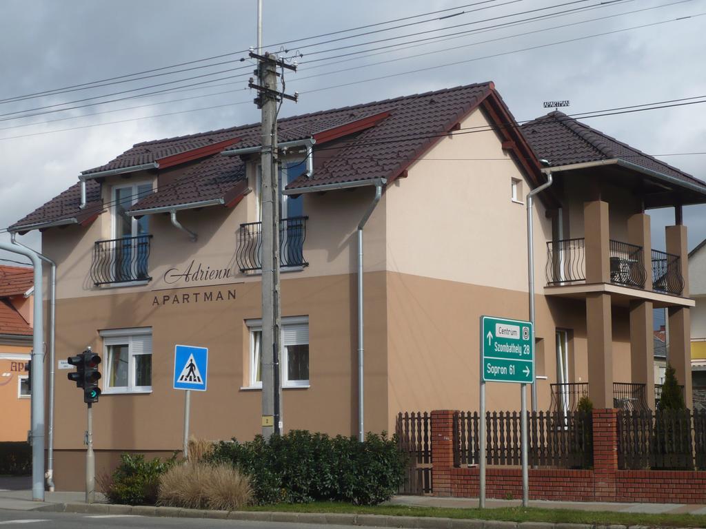 Adrienn Apartman Sárvár Exterior foto